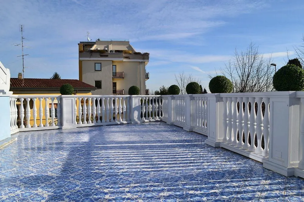 B And B Della Mimosa Desenzano del Garda Italia